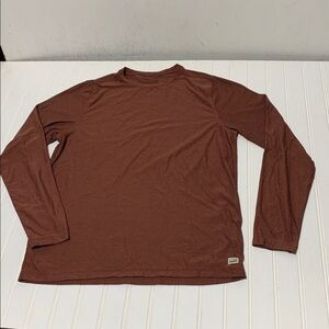 Vuori Long Sleeve Strato Tech Tee medium long sleeve